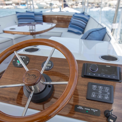 duffy-22-suncruiser-hardtop-teak-21